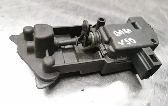 Fuel tank cap lock motor