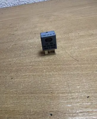 Mercedes-Benz ML W164 Other relay A0025421319 F1848