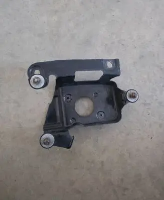 Mercedes-Benz GL X164 Pneumatic air compressor holding bracket 102691