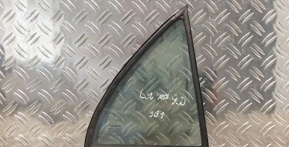 Toyota Corolla E120 E130 Rear vent window glass 43R000922