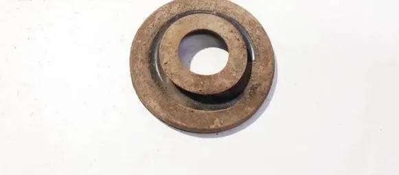 Skoda Octavia Mk2 (1Z) Front coil spring rubber mount 1k0512149b