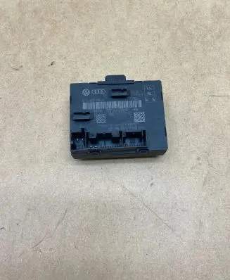 Audi A4 S4 B8 8K Door control unit/module 8T0959795N 8T0959795B