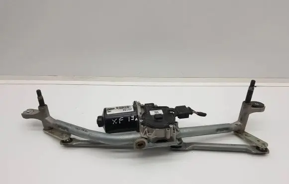 Jaguar XF X260 Front wiper linkage and motor W000060842 670000608426