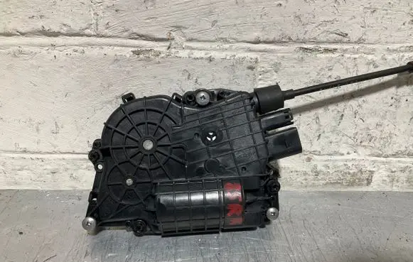 BMW 7 F01 F02 F03 F04 Rear door soft close latching motor 4154309800