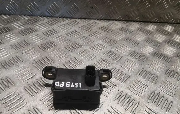 Mercedes-Benz ML W164 Acceleration sensor A0045423818 0045423818