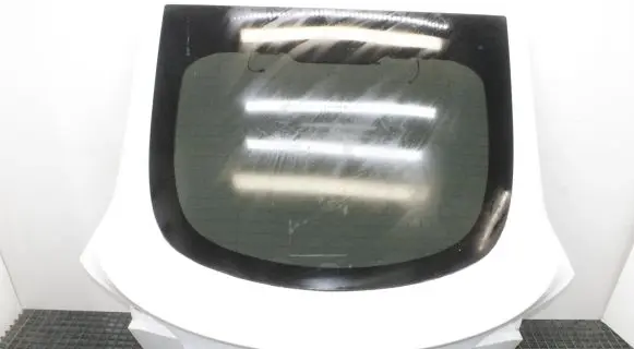 Tesla Model Y Tailgate/trunk/boot lid