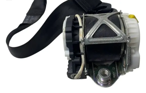 Volkswagen Eos Front seatbelt 1Q2857705 34008569