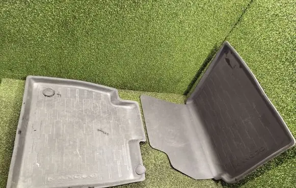 Renault Kangoo III Front floor mat 749M61309R 8201735288