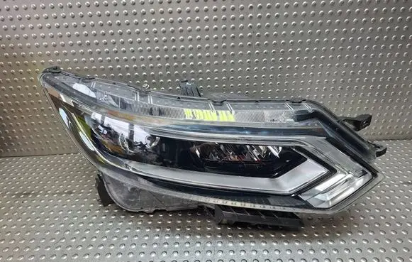 Nissan Qashqai Headlight/headlamp S27730310 10019011