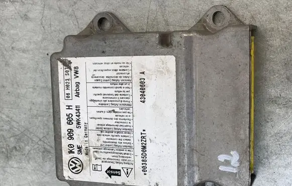 Volkswagen Golf V Airbag control unit/module 1K0909605H 43040603A