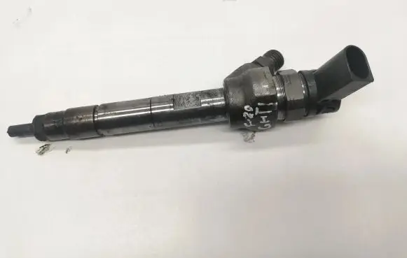 Fuel injector