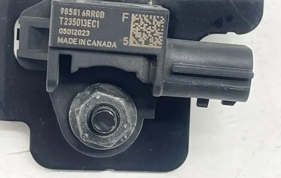 Nissan Rogue Airbag deployment crash/impact sensor 985816RR0B