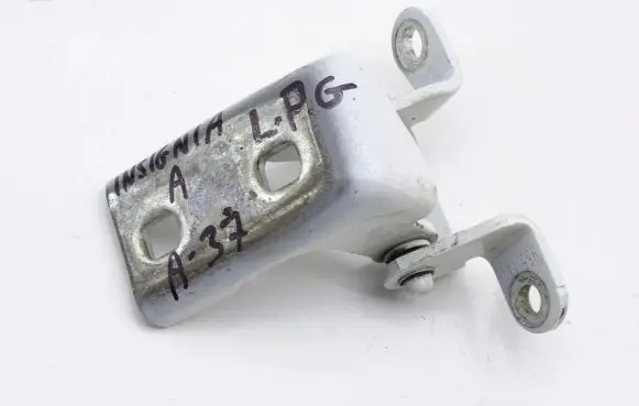Opel Insignia A Front door upper hinge A046574