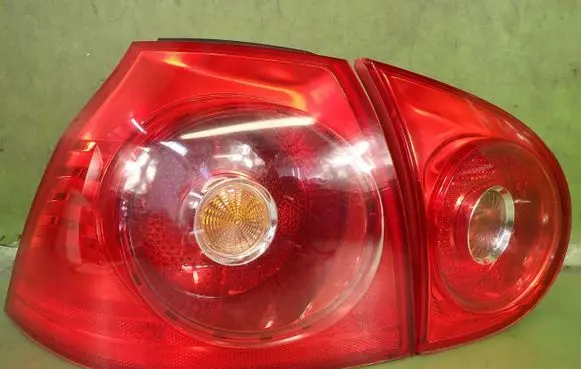 Volkswagen Golf V Rear/tail lights