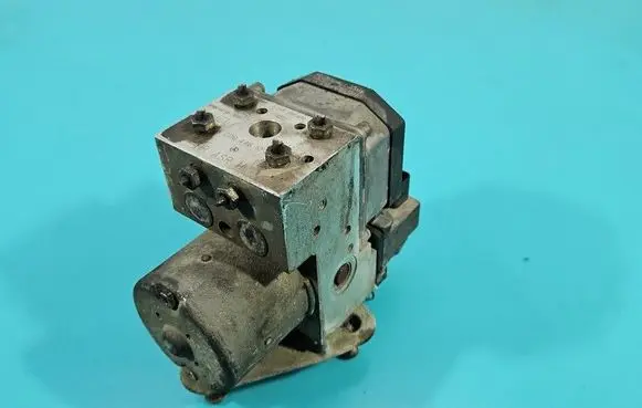 Mercedes-Benz Vito Viano W638 ABS Pump 0265220490 IMPRK1517062