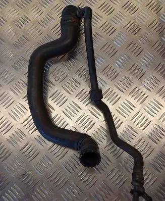Volkswagen Golf Plus Engine coolant pipe/hose 6Q0122291E