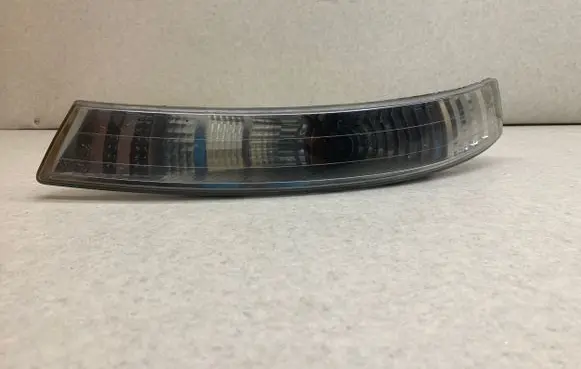 Nissan Primastar Front indicator light 8200154928 89008040 91169314