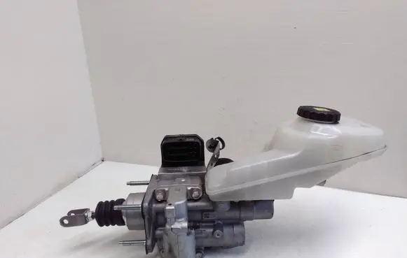 Toyota Prius (XW50) Master brake cylinder 4721047C30 221901090020 1812242320L