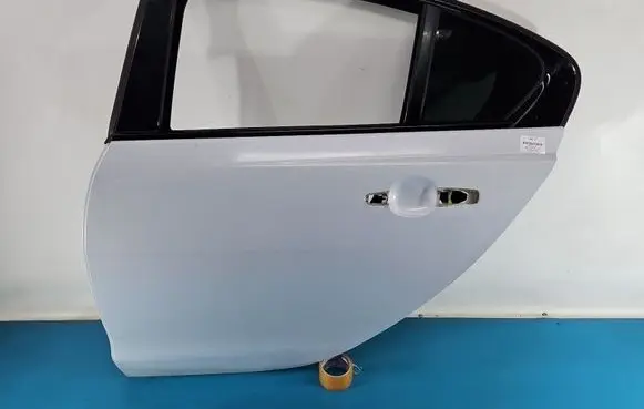 Jaguar XE Rear door IMPRK1545171