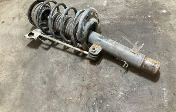 Peugeot 2008 I Front shock absorber/damper 9820325880
