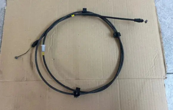 Engine bonnet/hood lock release cable