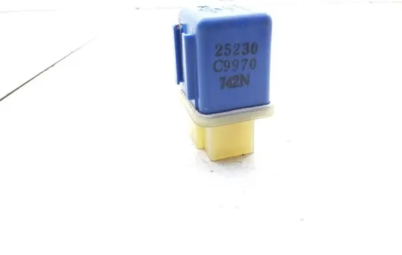 Nissan Sunny Hazard warning light relay 742N 25230C9970