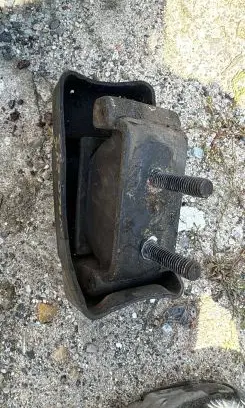 Iveco Daily 45 - 49.10 Gearbox mount