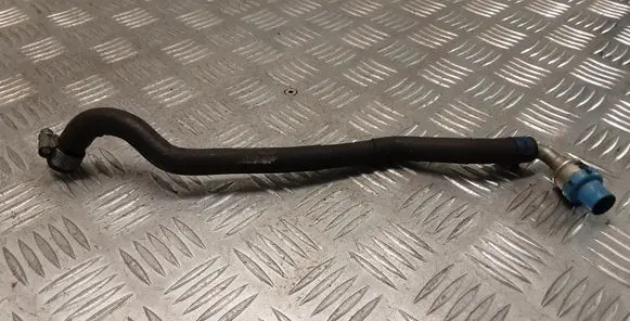 Volkswagen Golf VI Fuel line/pipe/hose 
