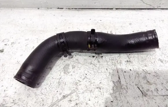 Hyundai Santa Fe Engine coolant pipe/hose