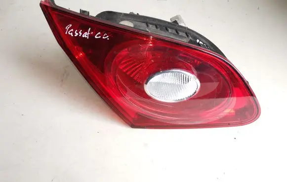 Volkswagen PASSAT CC Tailgate rear/tail lights