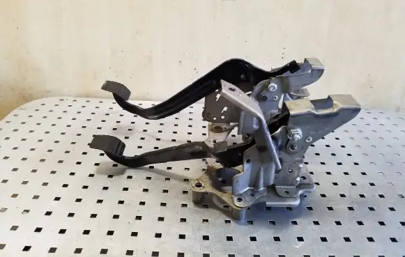 Ford Transit Pedal assembly BK312450 BK212450AF