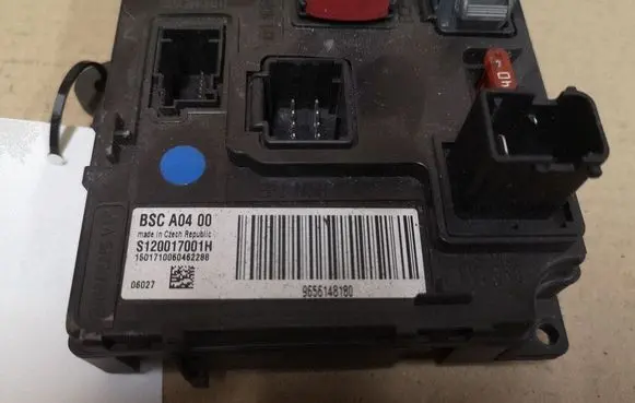Peugeot 407 Tow bar trailer control unit/module S120017001H BSCA0400 9656148180