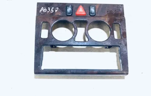 Mercedes-Benz C W202 Hazard light switch a2026882803