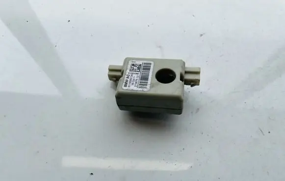 BMW 5 F10 F11 Antenna control unit 911826206 21367510