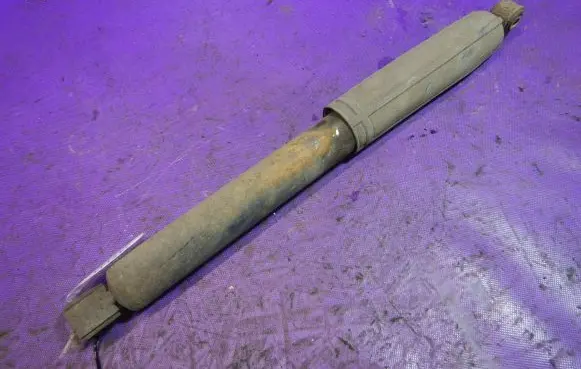 Rear shock absorber/damper