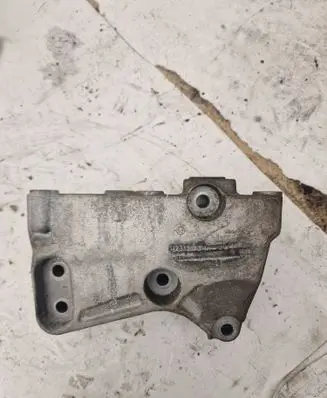 Mercedes-Benz Citan W415 Engine mounting bracket 112317173R