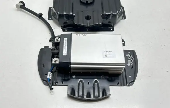 Volvo S60 Hybrid / electric car battery 32371368 32321827 31678909