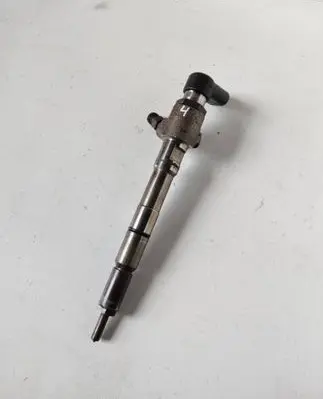 Fuel injector