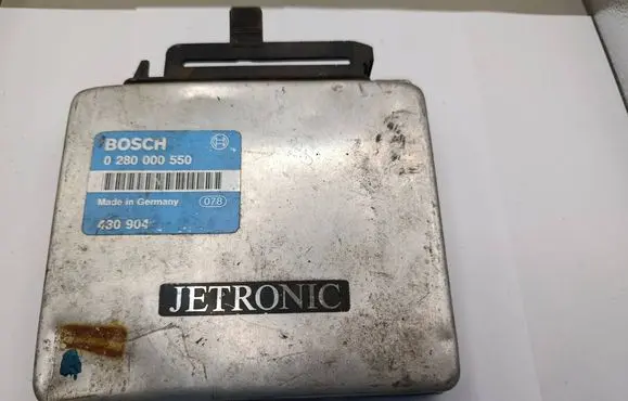 Volvo S40, V40 Engine control unit/module 0280000550 30904