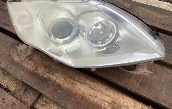 Renault Laguna III Headlight/headlamp 89901833 260100033 260100033R