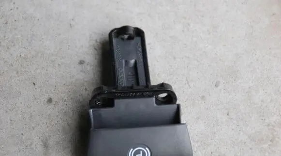 Volvo XC90 Hand brake release handle 8683963