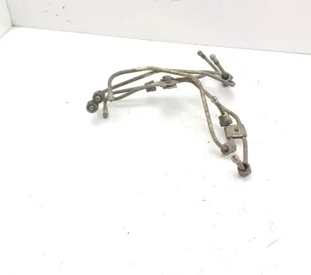 Mitsubishi Pajero Sport I Fuel injector supply line/pipe 