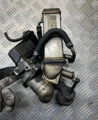 BMW 3 E90 E91 EGR valve cooler 7810166 120110 R8998005