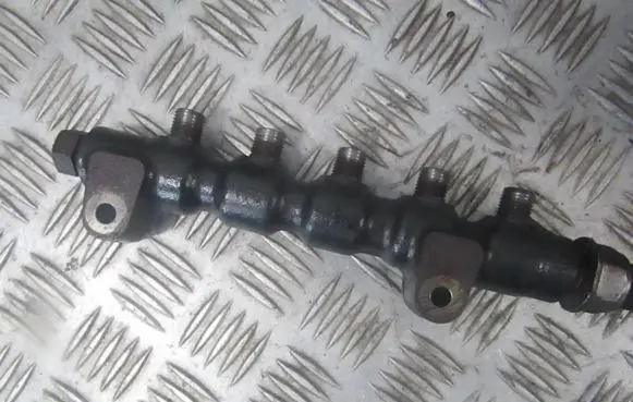 Ford Focus Fuel main line pipe 9654592680 9658227880