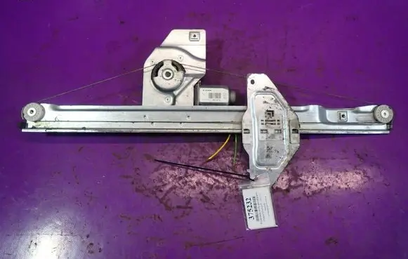 Peugeot Partner Front door window regulator with motor