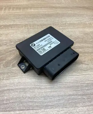 BMW 5 F10 F11 Hand brake control module 6799083 23122010