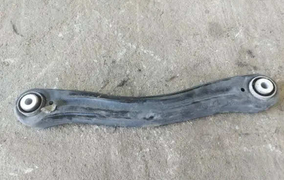 Mercedes-Benz GLE (W166 - C292) Rear control arm A1663520409