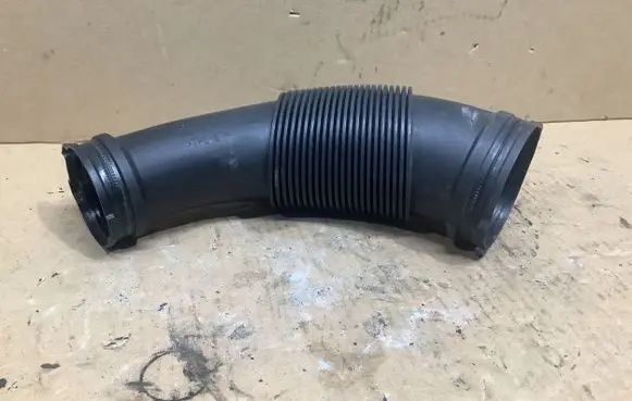 Audi Q5 SQ5 Air intake duct part 059129629A