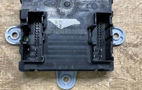 Jaguar F-Pace Door control unit/module HPLA14D617BF 10336934