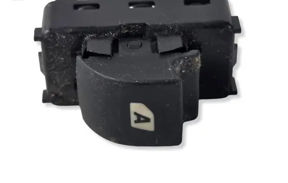 Citroen Berlingo Electric window control switch 9666966077